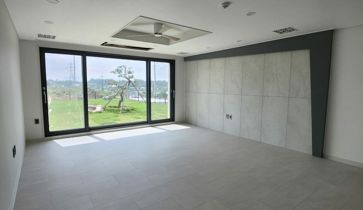 Osan Air Base housing 17