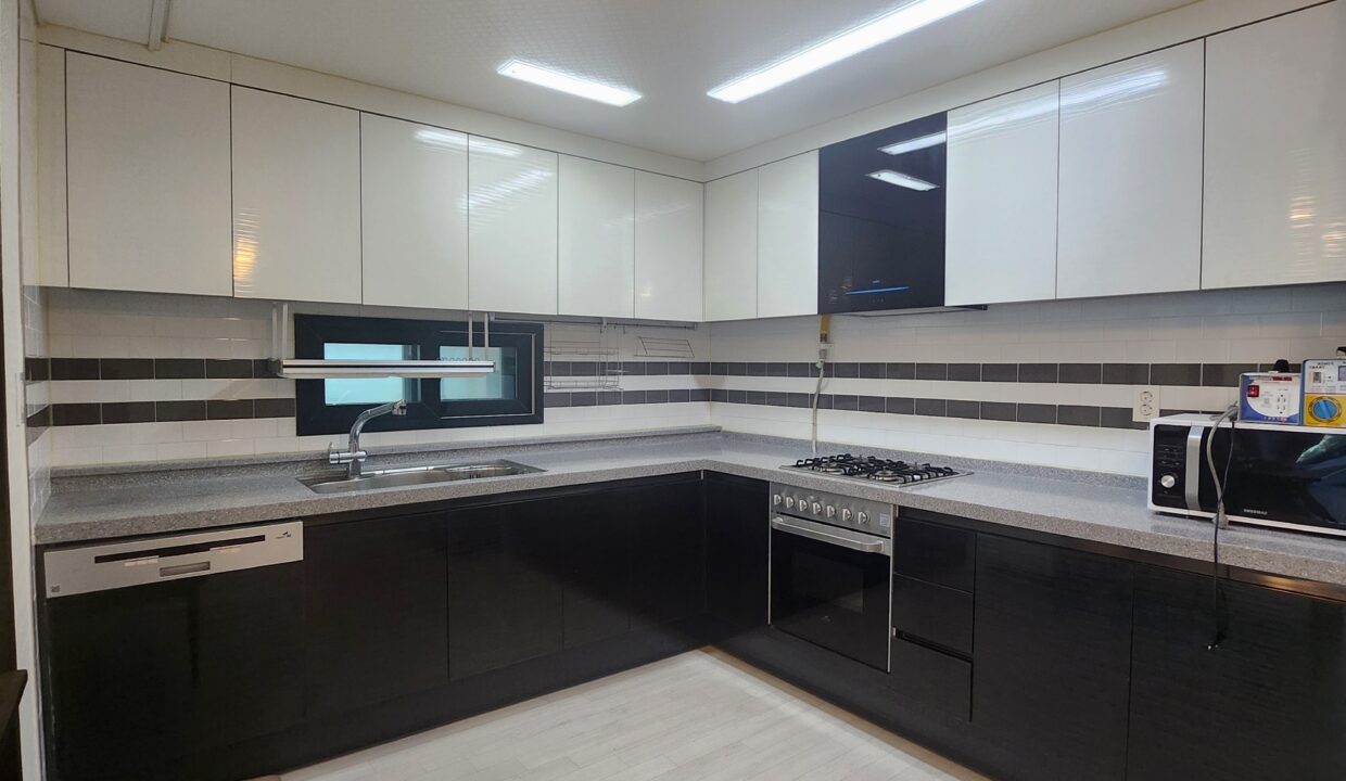 KakaoTalk_20240603_160845686_06