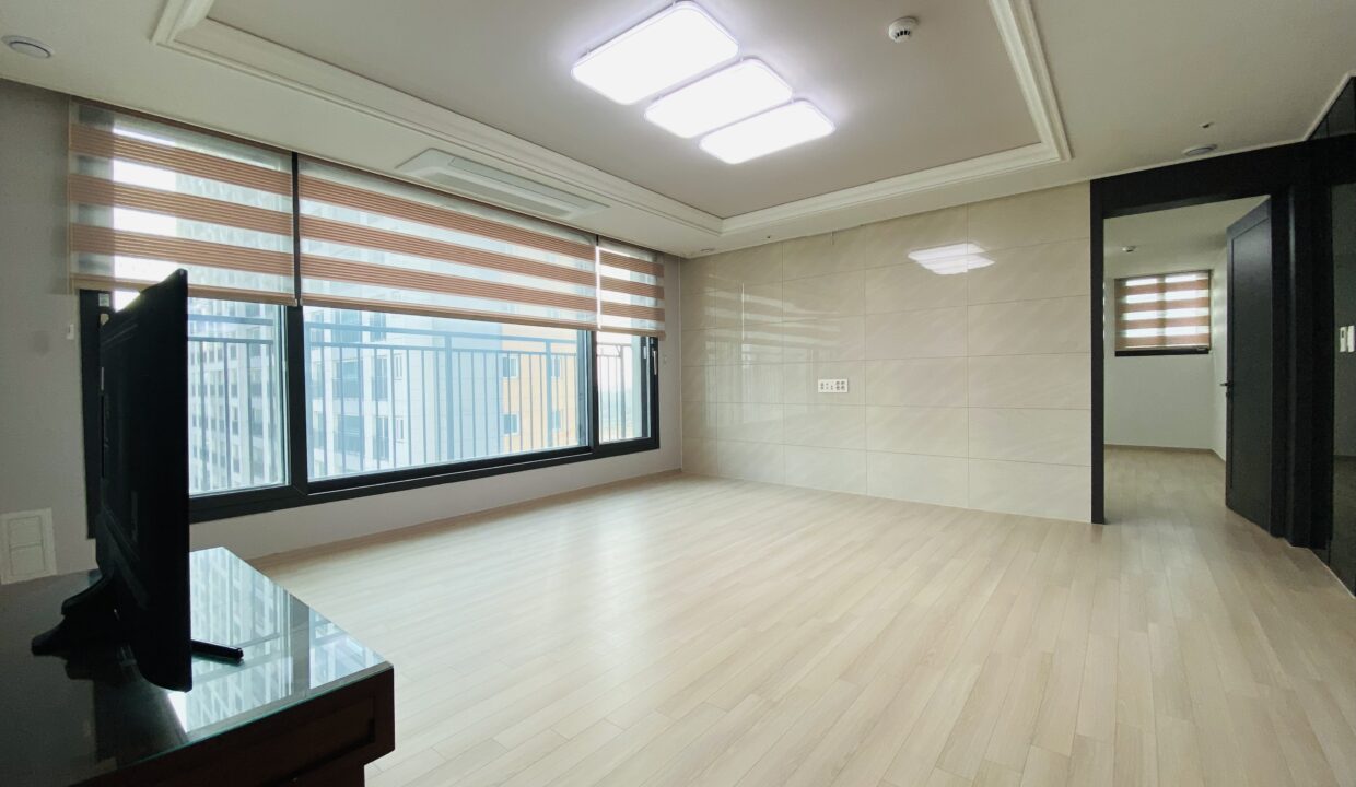KakaoTalk_20261016_162603822_05