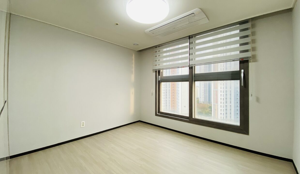 KakaoTalk_20261024_103322606_06